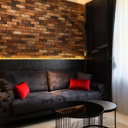 Lofty Exclusive Apartment